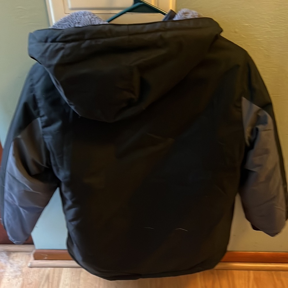 EUC Swiss Tech double layer Winter Coat - Picture 8 of 8